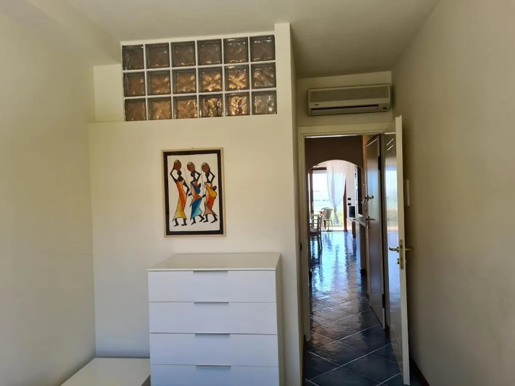 Apartament Exclusive On The Beach Alghero Włochy